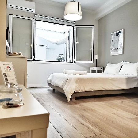 Artemis Apartment @ Plaka Афины Экстерьер фото