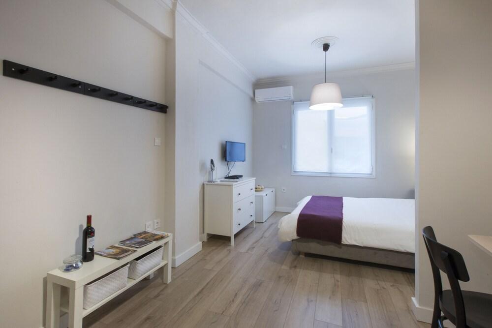 Artemis Apartment @ Plaka Афины Экстерьер фото